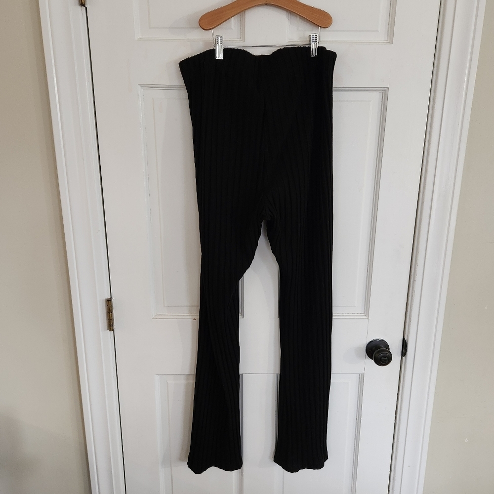 New Good American Rib Knit Flare Pants in Black Size 5 - Picture 4 of 7